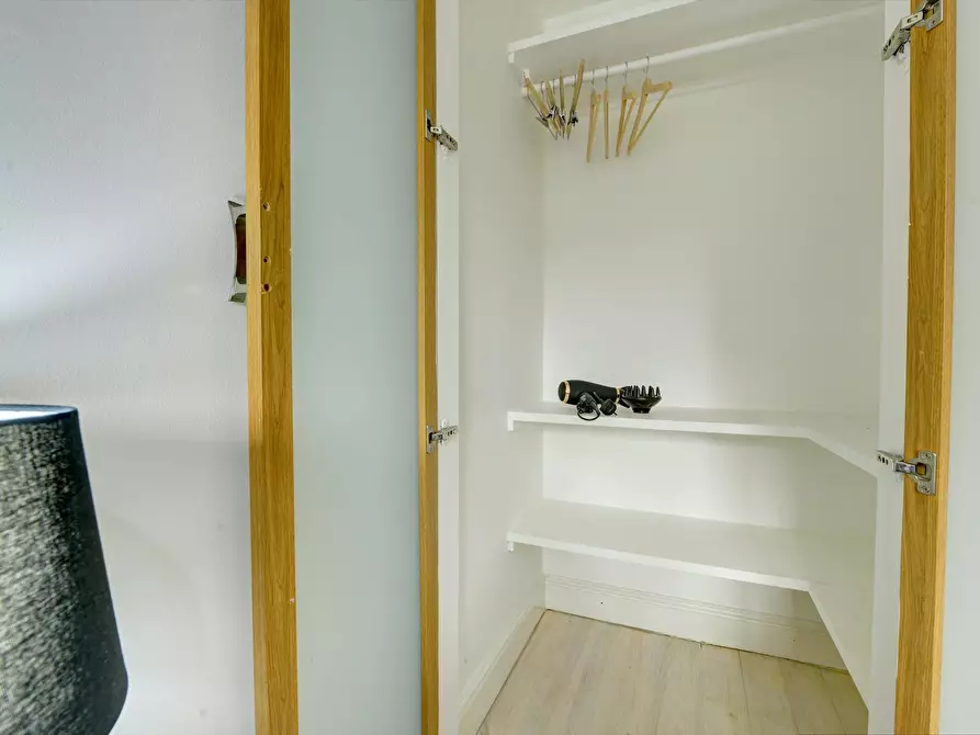 Immagine 8 di Casa indipendente in affitto  in Bernstein Close a Walton