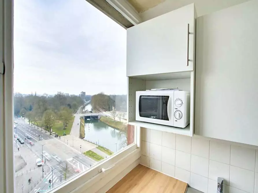 Immagine 6 di Camera in affitto  in Rue de la Barre a Lille