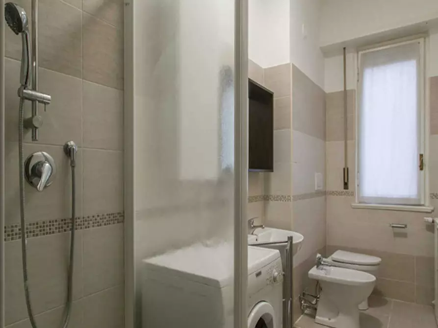 Immagine 10 di Camera in affitto  in Via Soperga a Milano