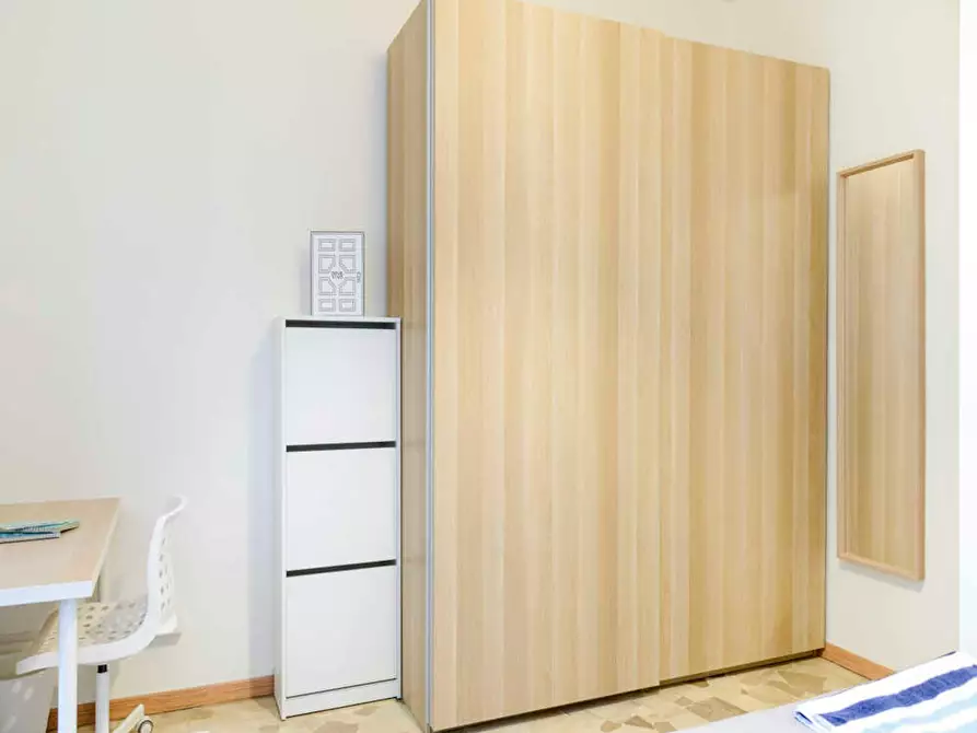 Immagine 3 di Camera in affitto  in Via Salvatore Barzilai a Milano