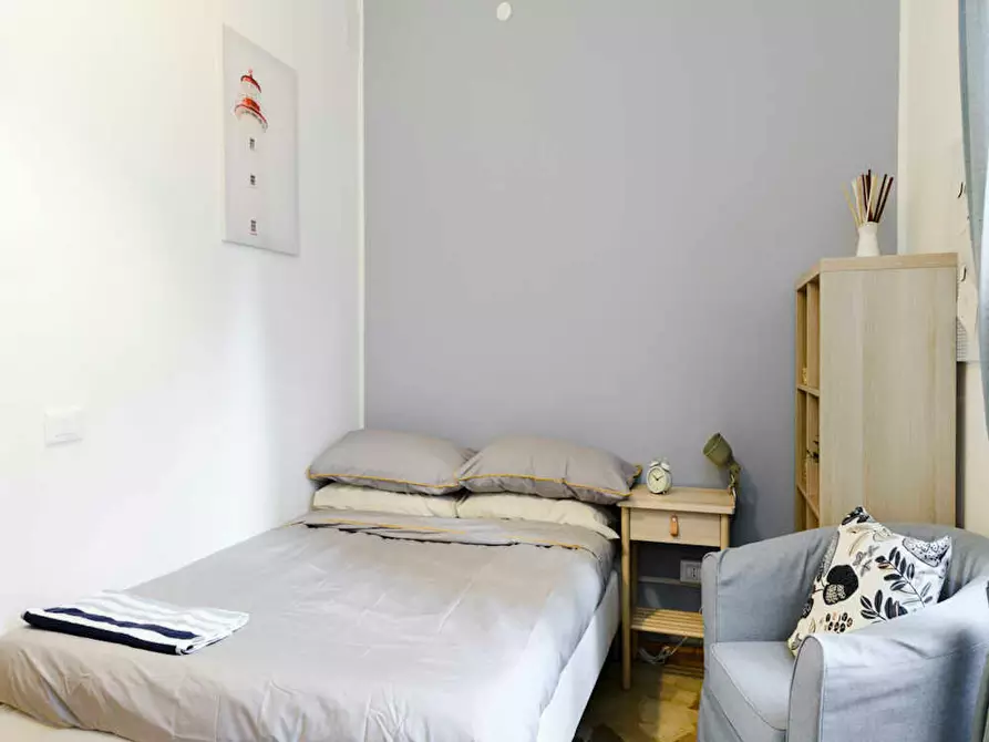 Immagine 1 di Camera in affitto  in Via Salvatore Barzilai a Milano