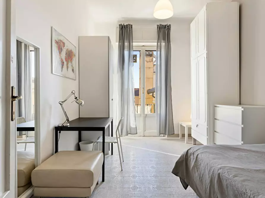 Immagine 2 di Camera in affitto  in Viale Piceno a Milano