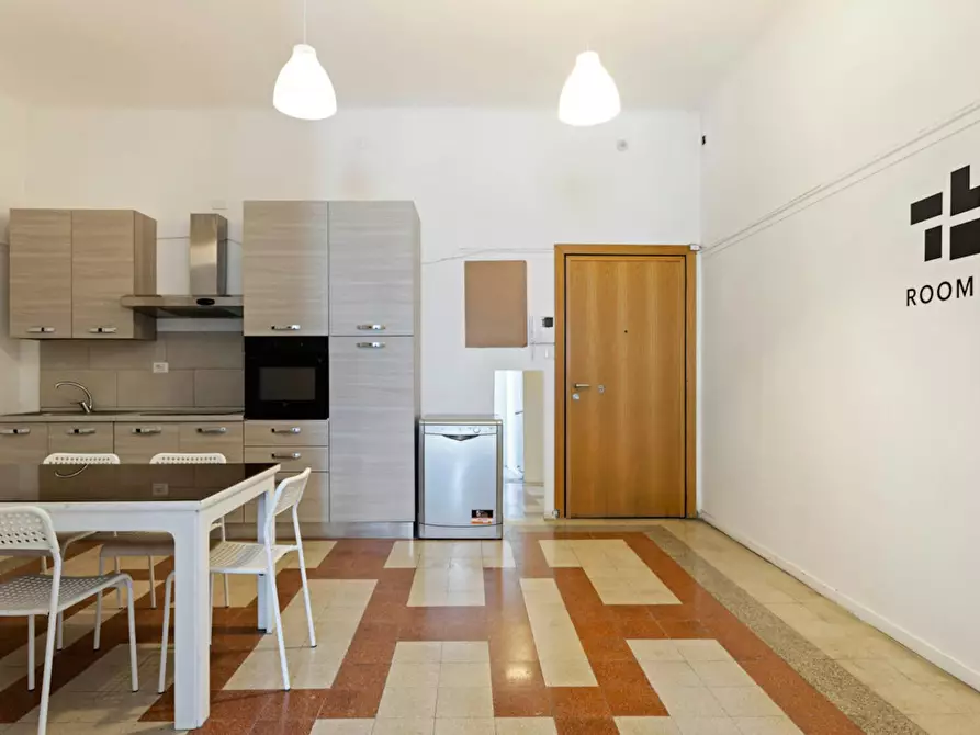 Immagine 10 di Camera in affitto  in Viale Piceno a Milano