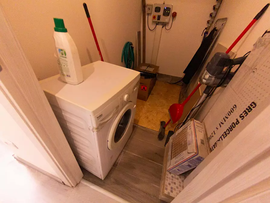 Immagine 9 di Camera in affitto  in Via Claudia a Milano