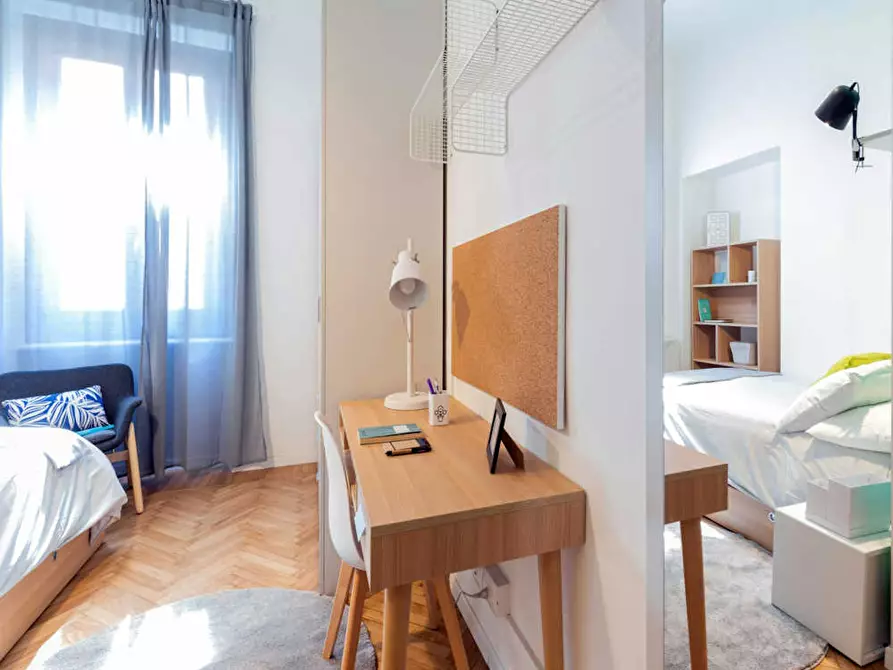 Immagine 4 di Camera in affitto  in Via dei Mercanti a Torino