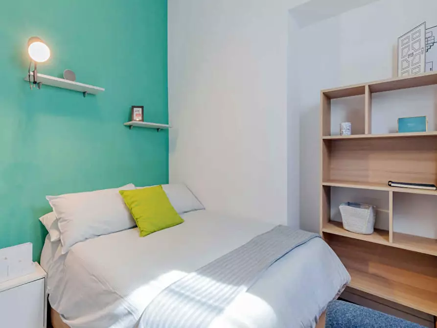 Immagine 1 di Camera in affitto  in Via dei Mercanti a Torino