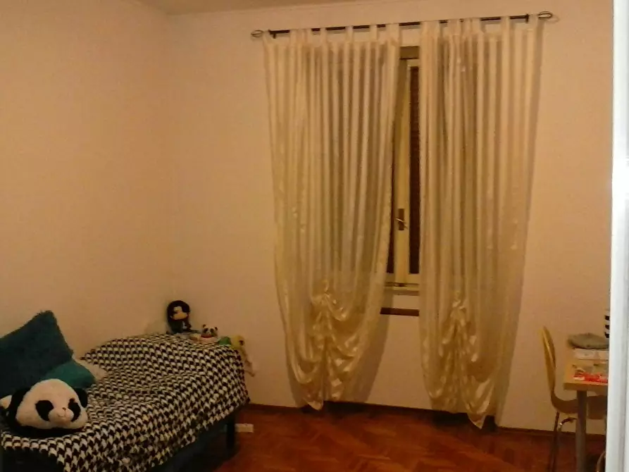 Immagine 3 di Camera in affitto  in Via Carlo Marochetti a Milano