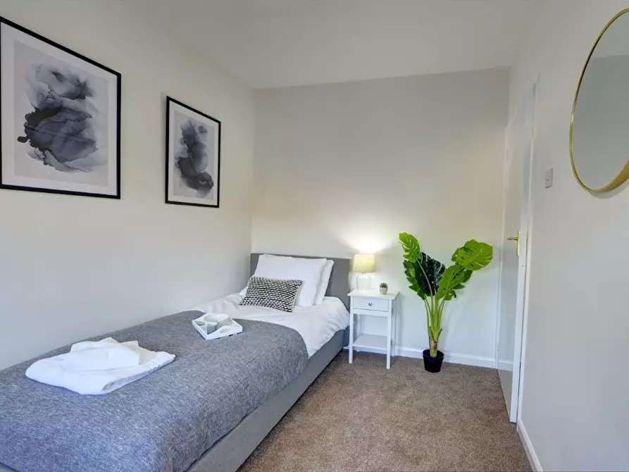 Immagine 9 di Casa indipendente in affitto  in Milton Road a Bedford