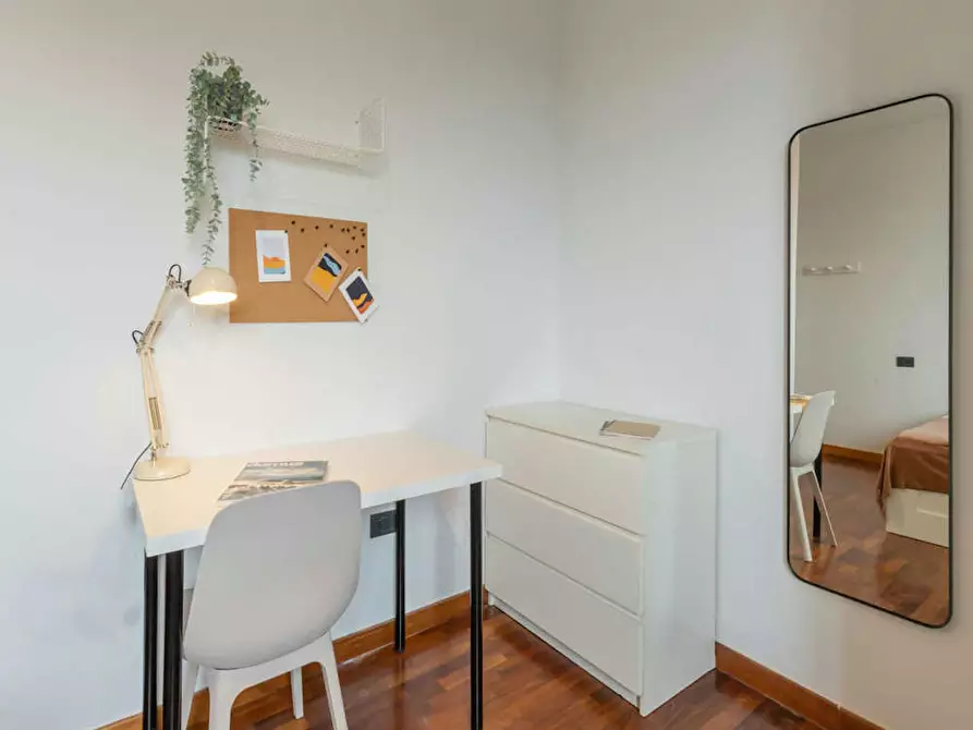 Immagine 5 di Camera in affitto  in Via Giovanni Spadolini a Milano