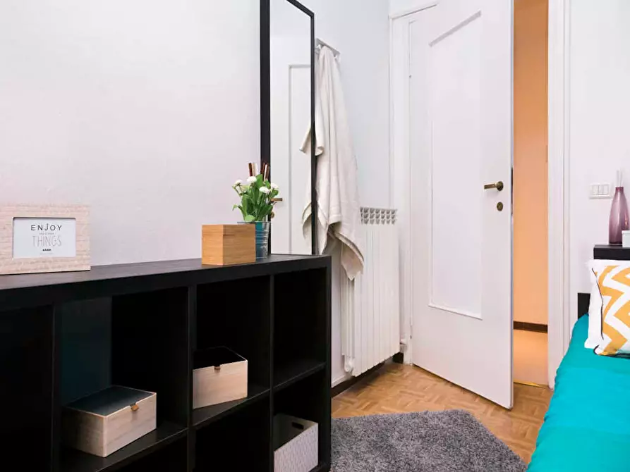 Immagine 4 di Camera in affitto  in Via Caminadella a Milano