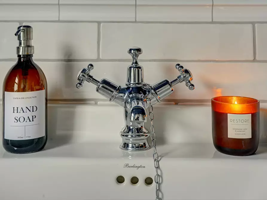 Immagine 6 di Casa indipendente in affitto  in York Street a Bedford