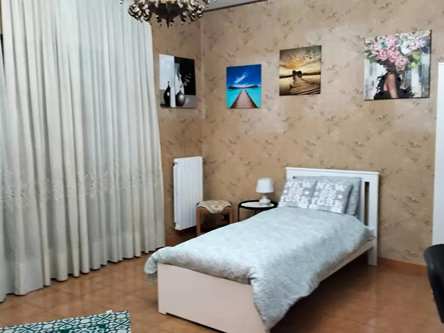 Immagine 9 di Camera in affitto  in Via Tullio Ascarelli a Roma