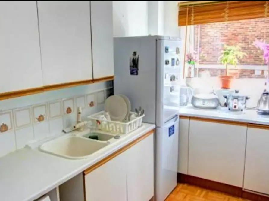 Immagine 7 di Appartamento in affitto  in Westmoreland Road a Bromley