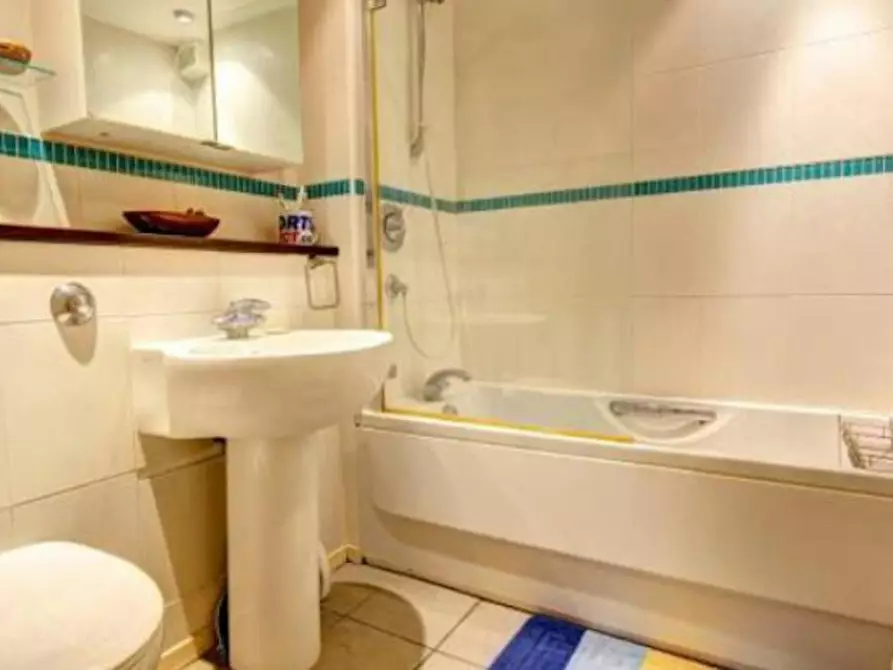 Immagine 5 di Appartamento in affitto  in Westmoreland Road a Bromley