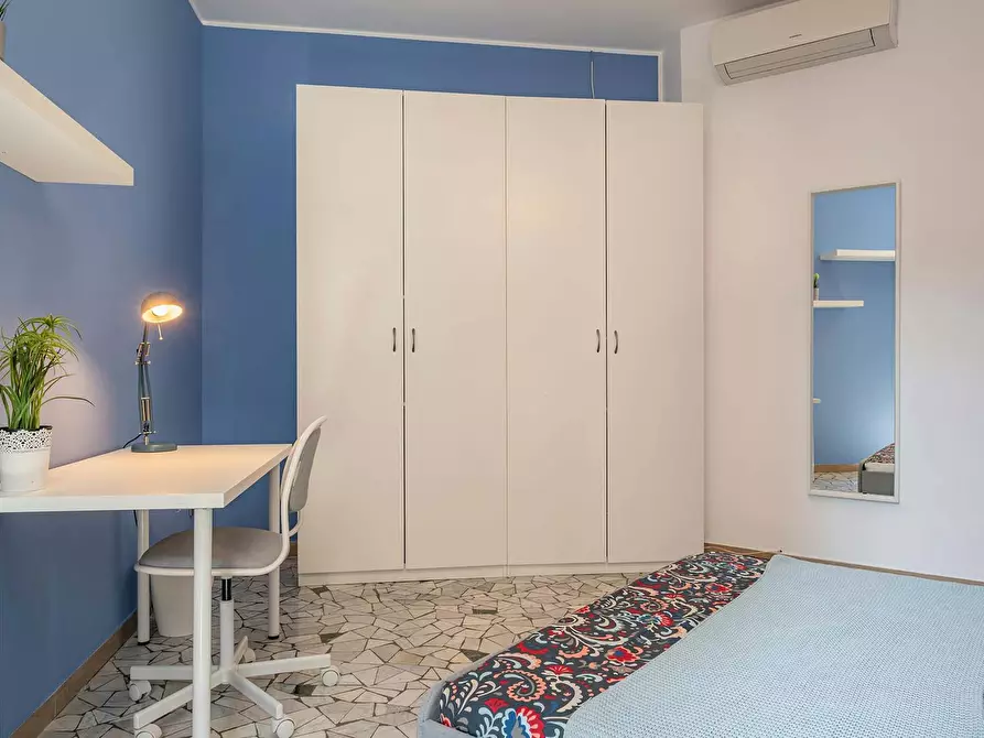 Immagine 6 di Camera in affitto  in Via Zurigo a Milano