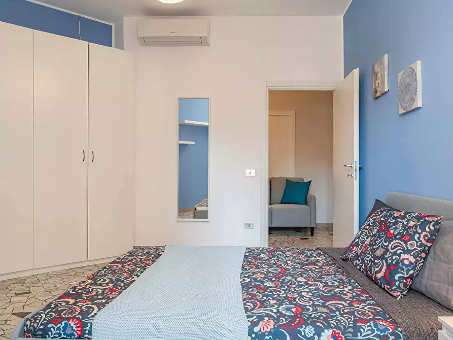 Immagine 5 di Camera in affitto  in Via Zurigo a Milano