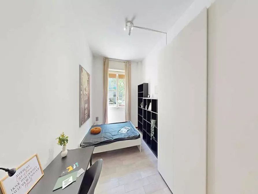 Immagine 5 di Camera in affitto  in Via Raffaello Bertieri a Milano