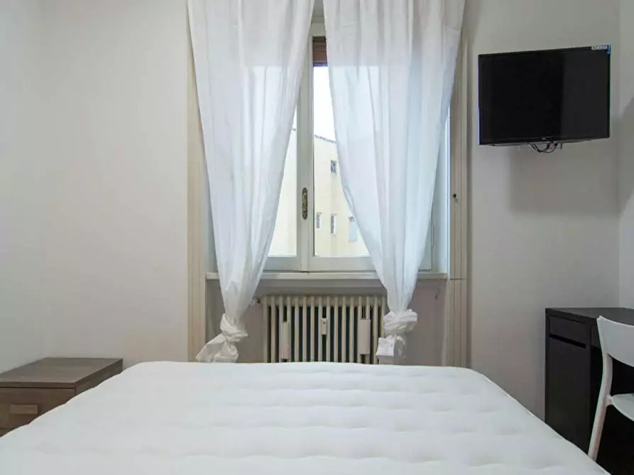 Immagine 3 di Camera in affitto  in Via Rodolfo Farneti a Milano
