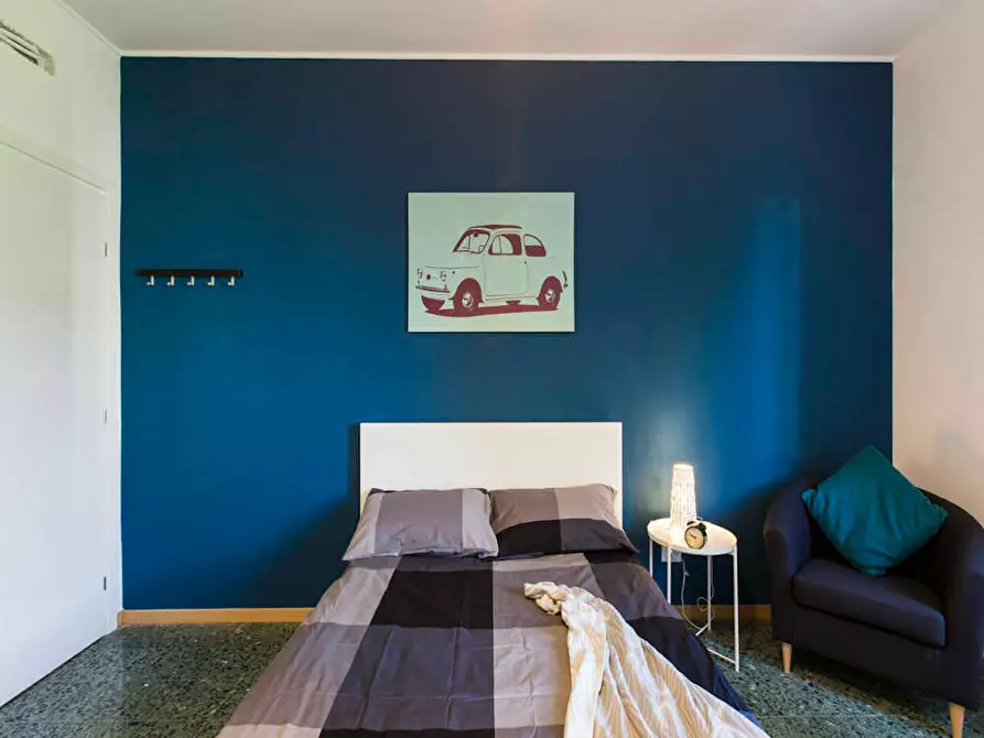 Immagine 1 di Camera in affitto  in Via Gallarate a Milano