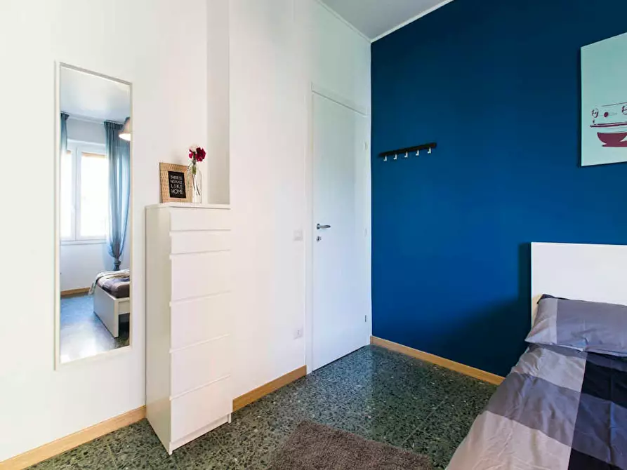 Immagine 6 di Camera in affitto  in Via Gallarate a Milano