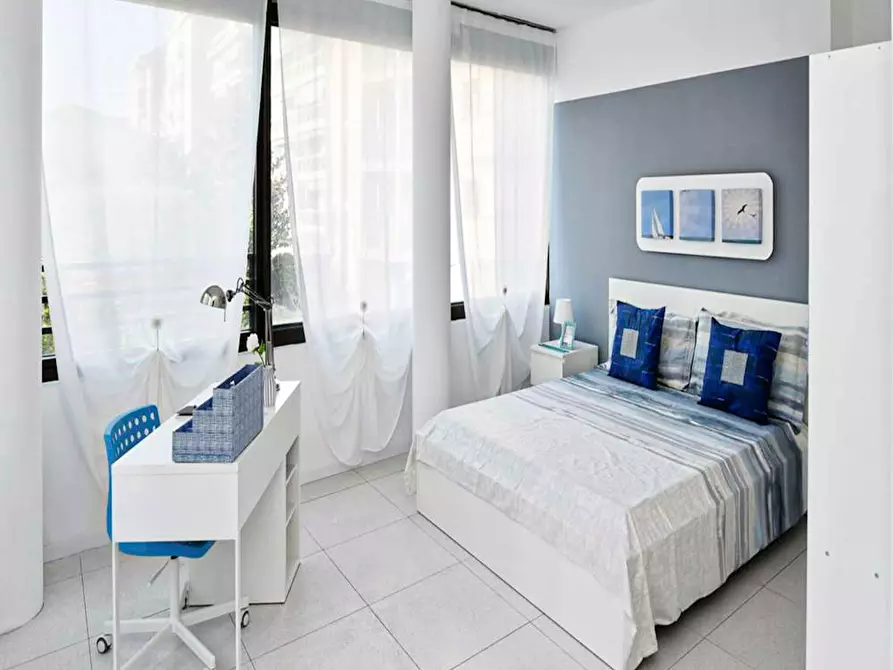 Immagine 4 di Camera in affitto  in Via Carlo Imbonati a Milano