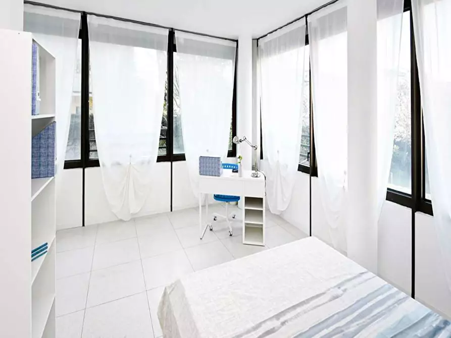 Immagine 1 di Camera in affitto  in Via Carlo Imbonati a Milano