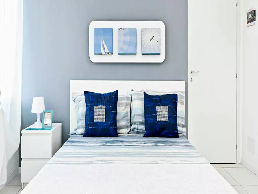 Immagine 1 di Camera in affitto  in Via Carlo Imbonati a Milano