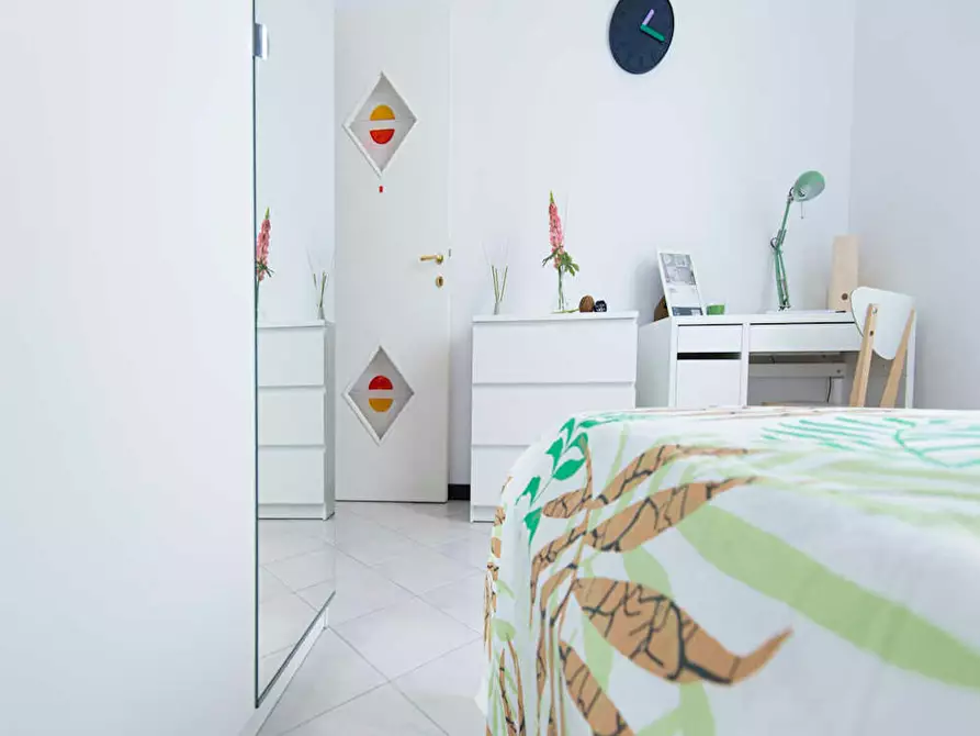 Immagine 4 di Camera in affitto  in Via Risorgimento a Sesto San Giovanni