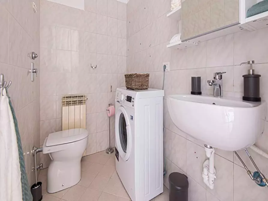 Immagine 8 di Camera in affitto  in Via Risorgimento a Sesto San Giovanni