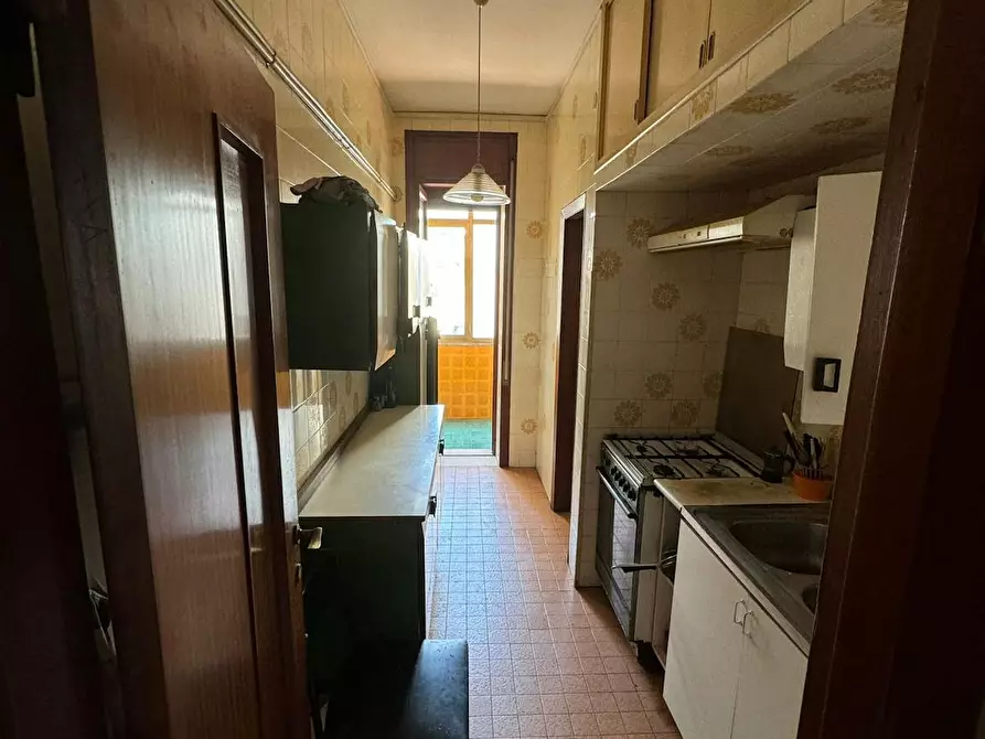 Immagine 5 di Camera in affitto  in Via Adolfo Omodeo a Napoli