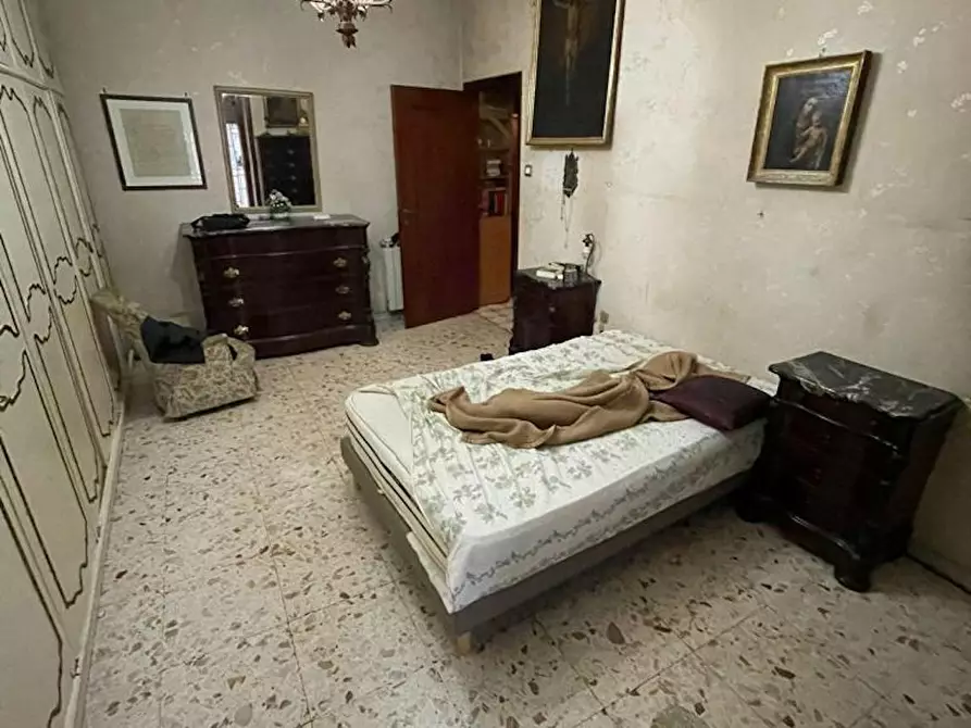 Immagine 1 di Camera in affitto  in Via Adolfo Omodeo a Napoli