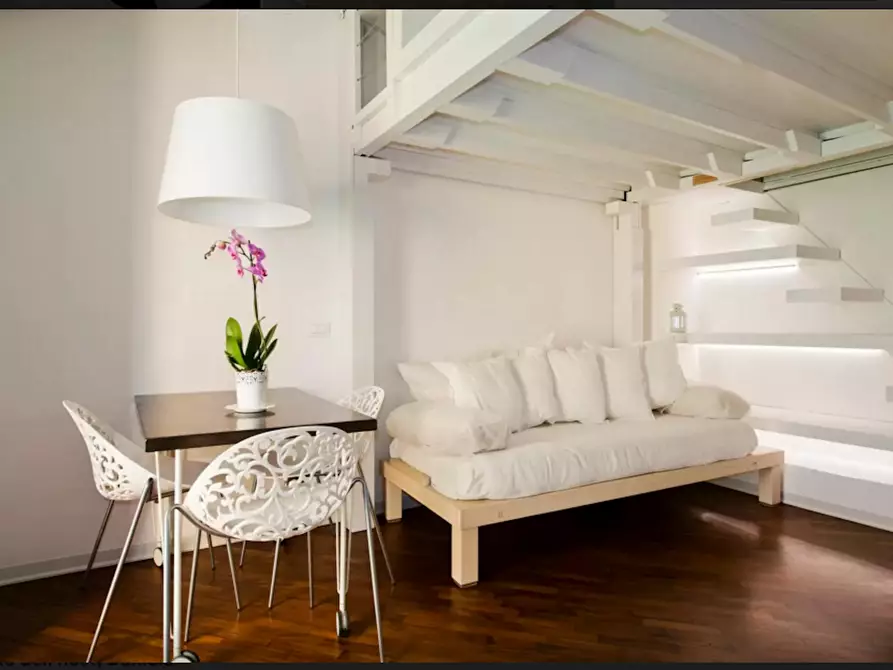 Immagine 2 di Appartamento in affitto  in Via Agostino Bertani a Milano