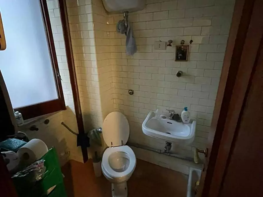 Immagine 7 di Camera in affitto  in Via Adolfo Omodeo a Napoli