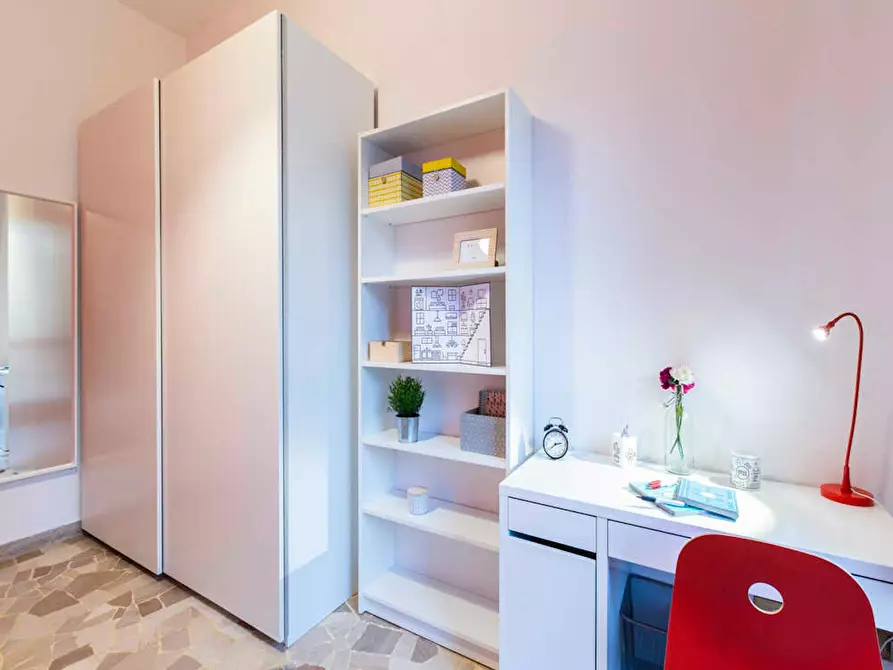 Immagine 9 di Camera in affitto  in Corso di Porta Romana a Milano