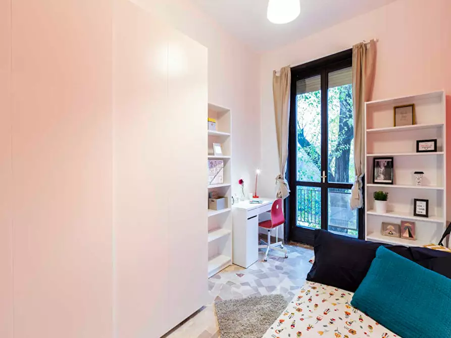 Immagine 7 di Camera in affitto  in Corso di Porta Romana a Milano