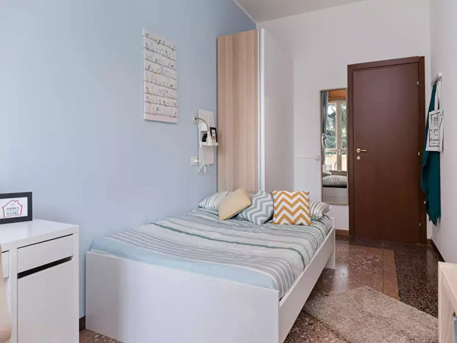 Immagine 4 di Camera in affitto  in Viale Giovanni Vicini a Bologna