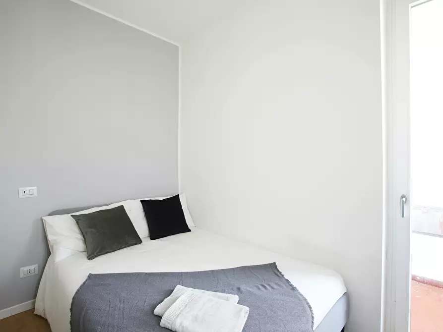 Immagine 2 di Camera in affitto  in Via Carlo Marx a Milano