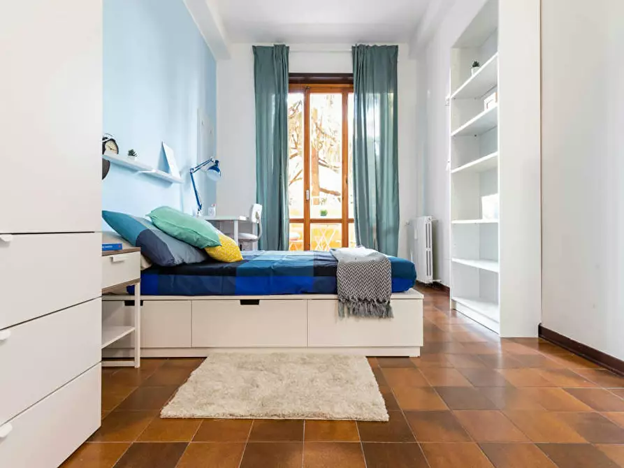 Immagine 4 di Camera in affitto  in Via del Reno a Milano