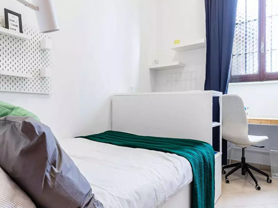 Immagine 5 di Camera in affitto  in Via Boncompagni a Roma