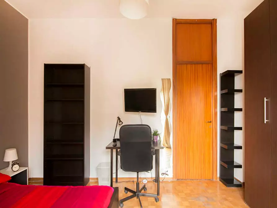 Immagine 3 di Camera in affitto  in Via Lattanzio a Milano