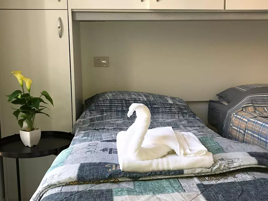 Immagine 8 di Camera in affitto  in Via Luigi Cislaghi a Milano