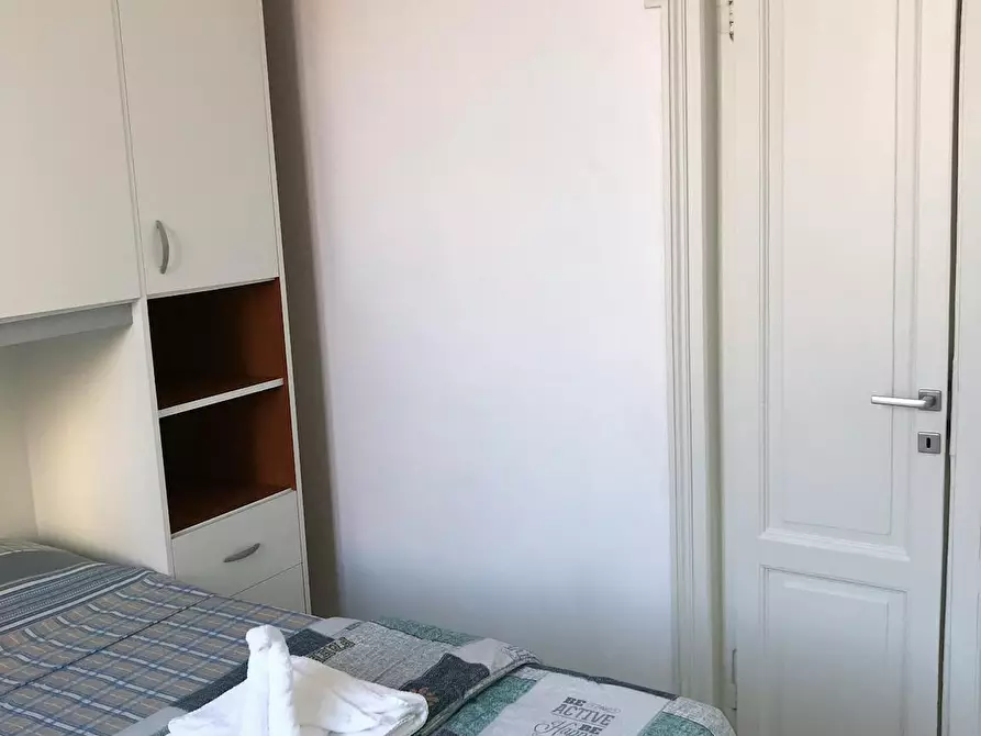 Immagine 5 di Camera in affitto  in Via Luigi Cislaghi a Milano
