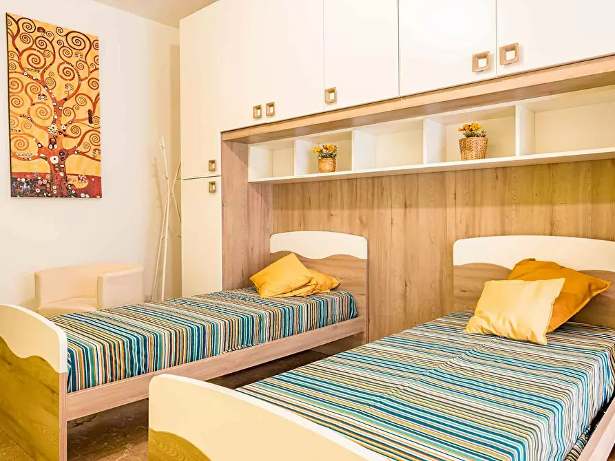 Immagine 10 di Camera condivisa in affitto  in Viale Enrico Martini a Milano