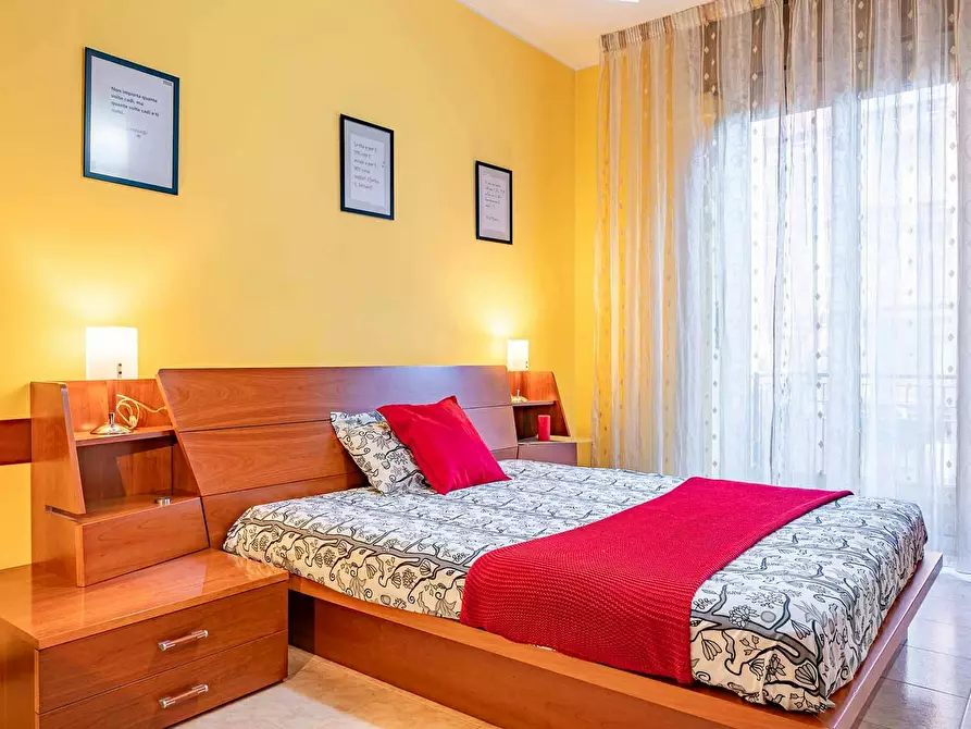 Immagine 1 di Camera in affitto  in Via Paolo Rotta a Milano