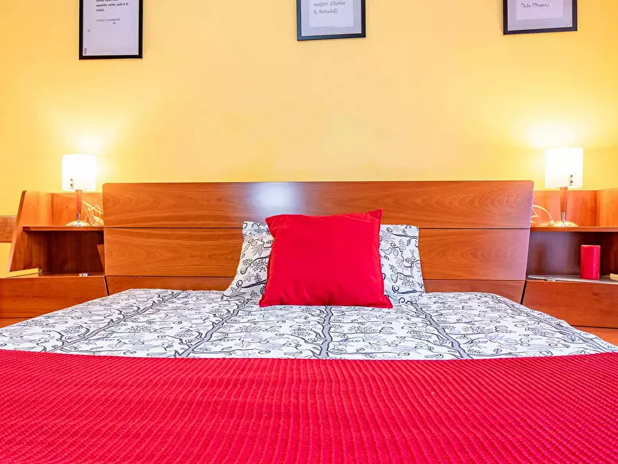 Immagine 6 di Camera in affitto  in Via Paolo Rotta a Milano