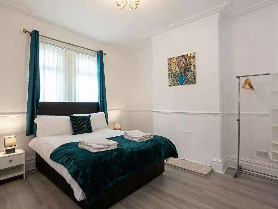 Immagine 3 di Casa indipendente in affitto  in Gilman Street a 