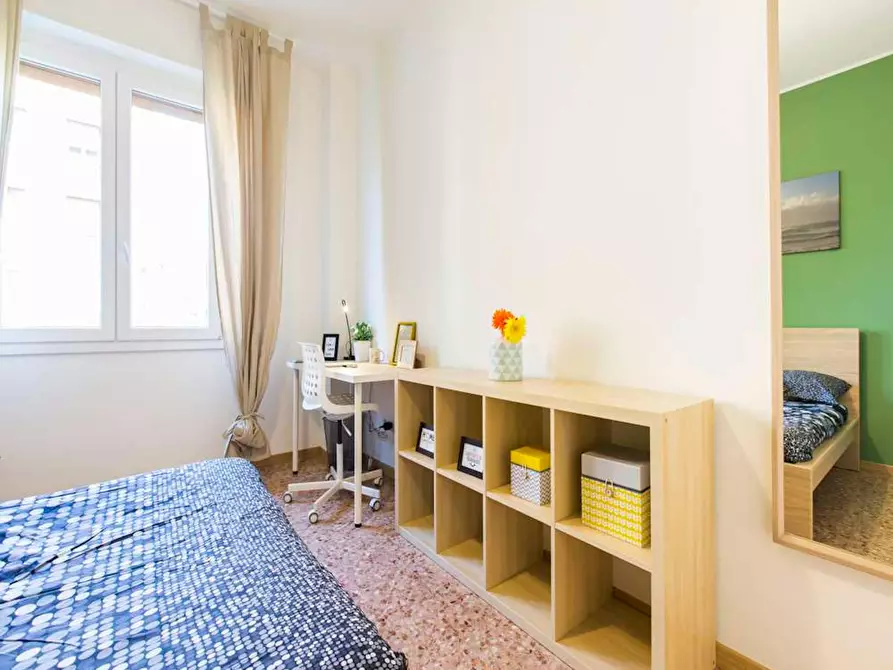 Immagine 5 di Camera in affitto  in Via Gallarate a Milano