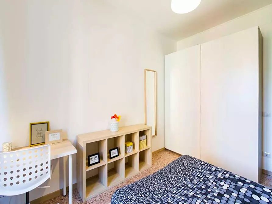 Immagine 4 di Camera in affitto  in Via Gallarate a Milano