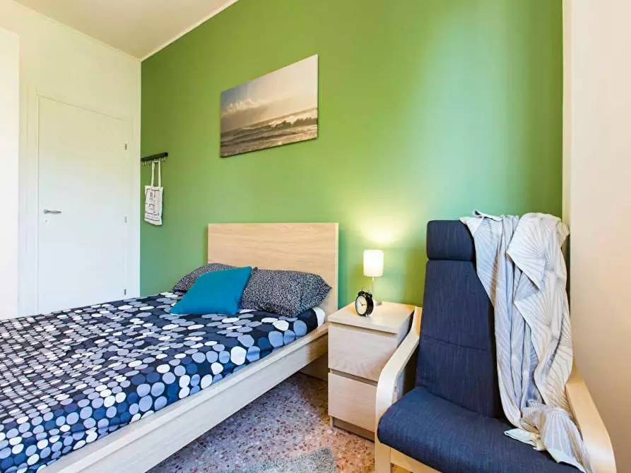 Immagine 6 di Camera in affitto  in Via Gallarate a Milano