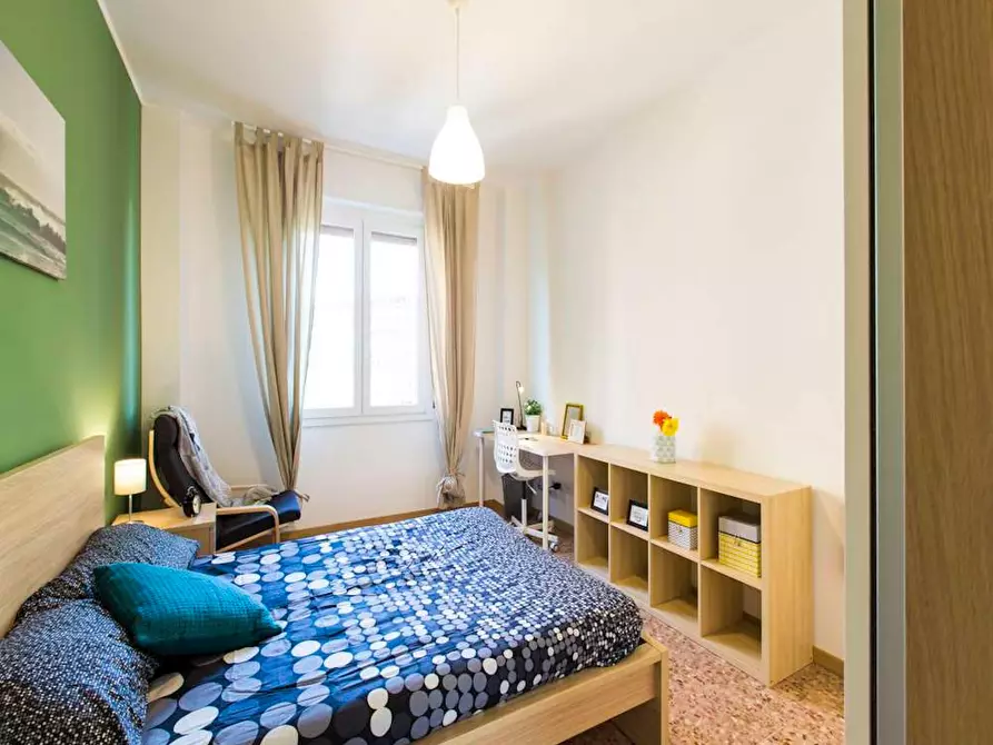 Immagine 8 di Camera in affitto  in Via Gallarate a Milano